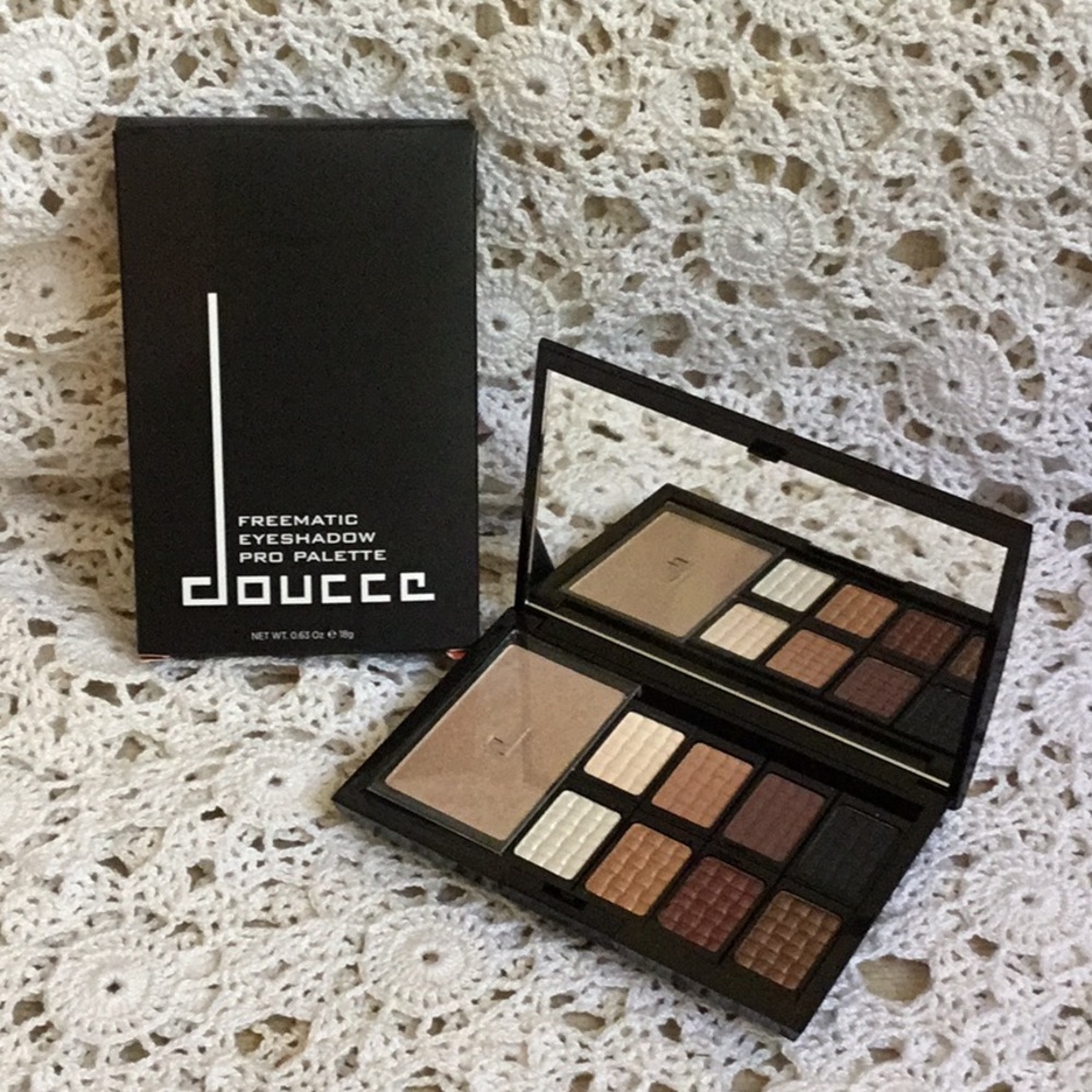DOUCE FREEMATIC PRO PALETTE- NEW!!!